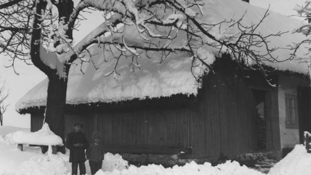 Chlapanie mlekiem po suficie i sąd nad bałwanem...