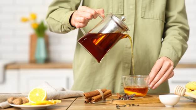 Już nie cytryna ani miód. Woda z tym składnikiem..