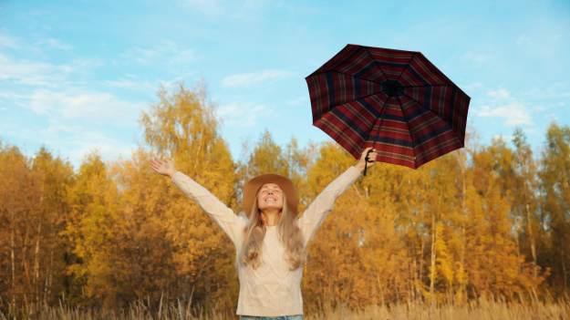 Horoskop na jesień. Te znaki zodiaku czeka sukces!